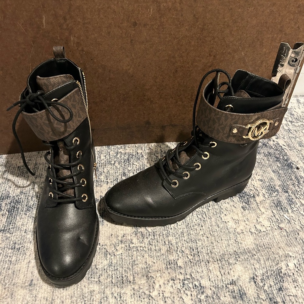 Stylish Black and Brown Women's Boots